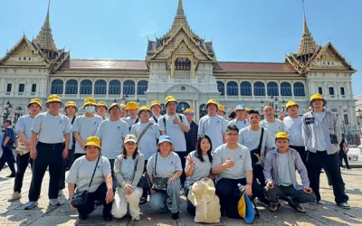Hawaii of the East – Boda’s annual Outstanding Employees are on their overseas team-building tour.
